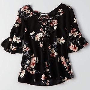 WOMEN’S AMERICAN EAGLE FLORAL BLOUSE